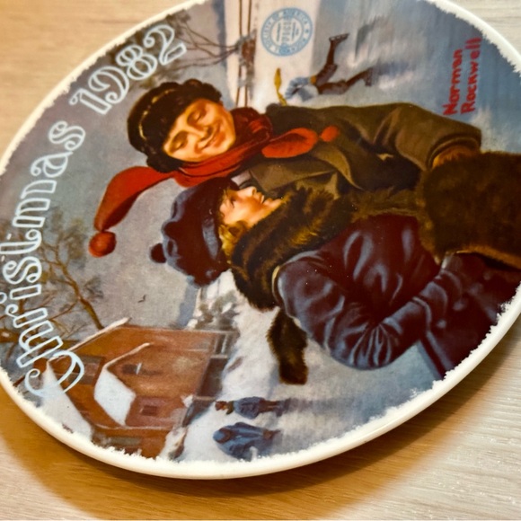 Rare Norman Rockwell Christmas 1982 Collector Plate w/ Certificate of Authority - Picture 10 of 16